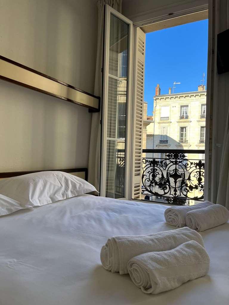 Brit Hotel Des Grands Hommes - Bordeaux Centre الغرفة الصورة